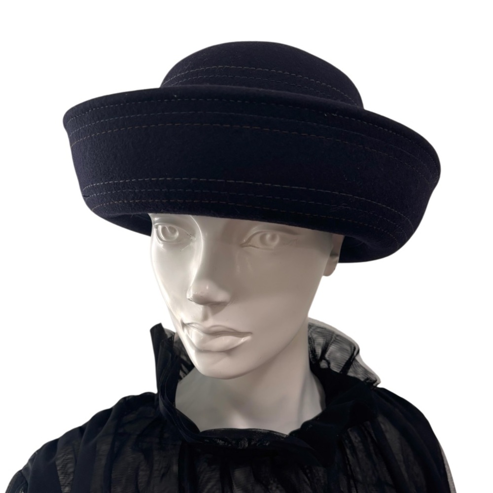 Vintage Liz Claiborne Wool Upturned Bowler Hat